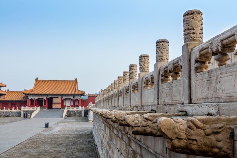 Top 10 Strange Royal Traditions