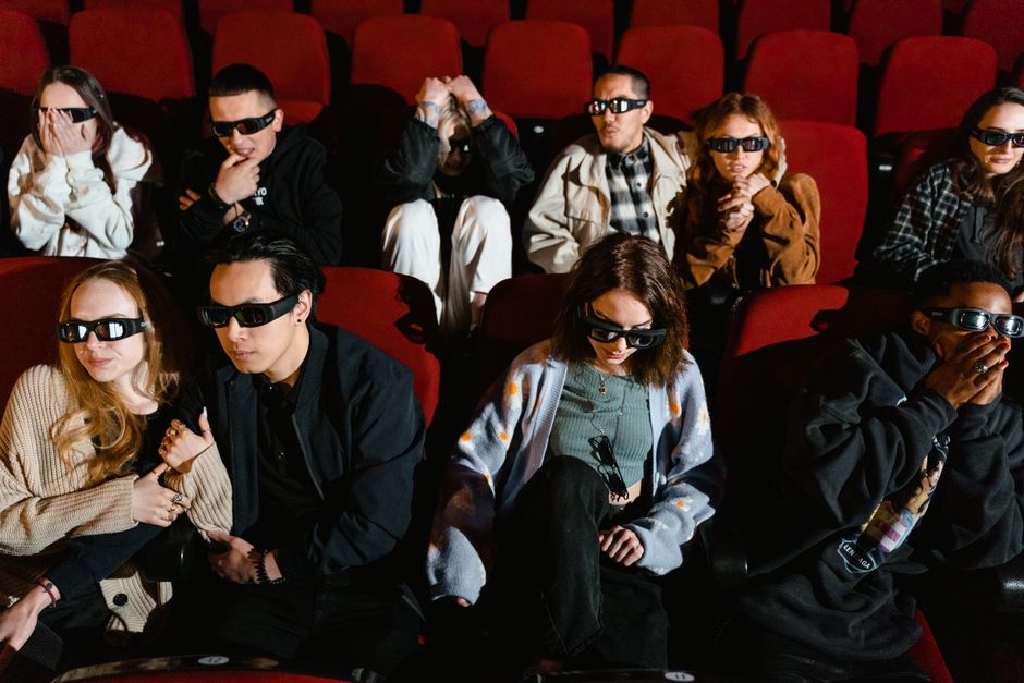 12 Shocking Facts About the Entertainment Industry